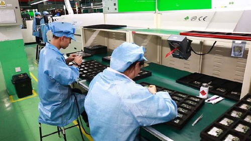 富士康的用工困境 中介招人的真相与马云的警示